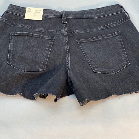 Brand new black jean shorts size 8 - Picture 3 of 3